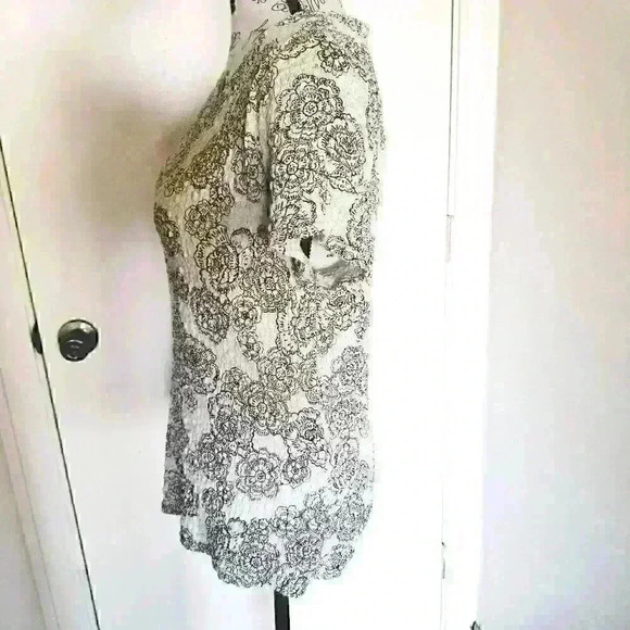 Croft & Barrow Short Sleeve Top - Picture 4 of 7